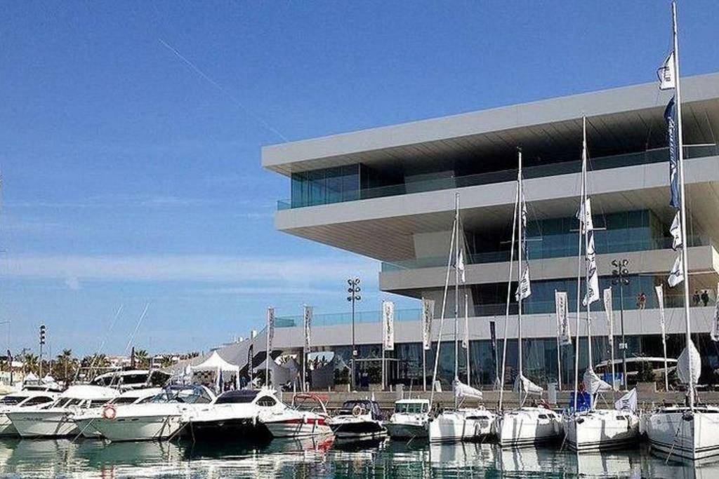 Confortable Apartamento * La Marina De Valencia Eksteriør bilde